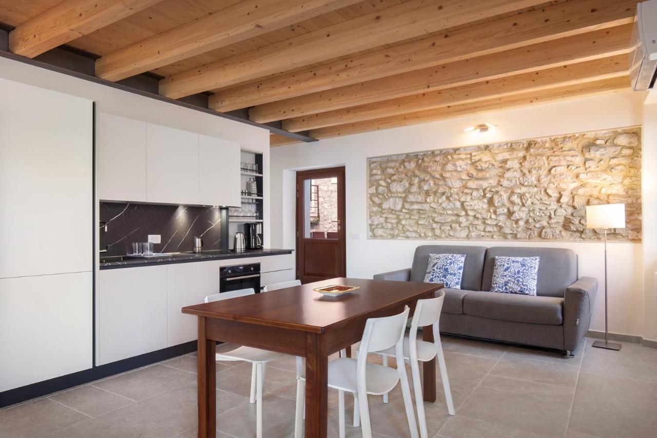 Casa Rosa Villa Brenzone sul Garda Eksteriør bilde